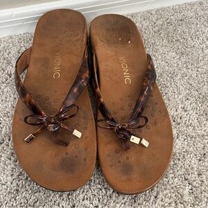 Vionic Women's Brown Sandals Size 10 or 11 check measurements on picture